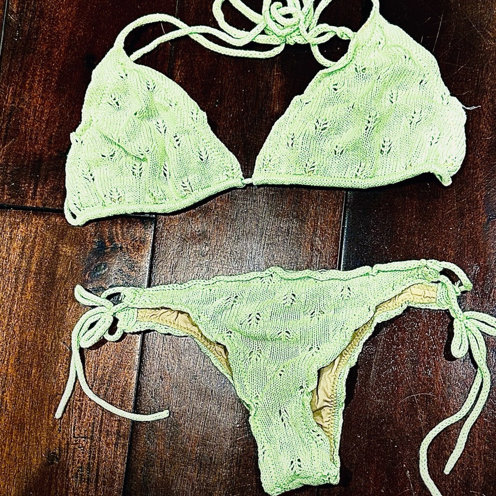 Light Green Knit Triangle Bikini Top and Tie-Side Bottoms - Picture 2 of 8